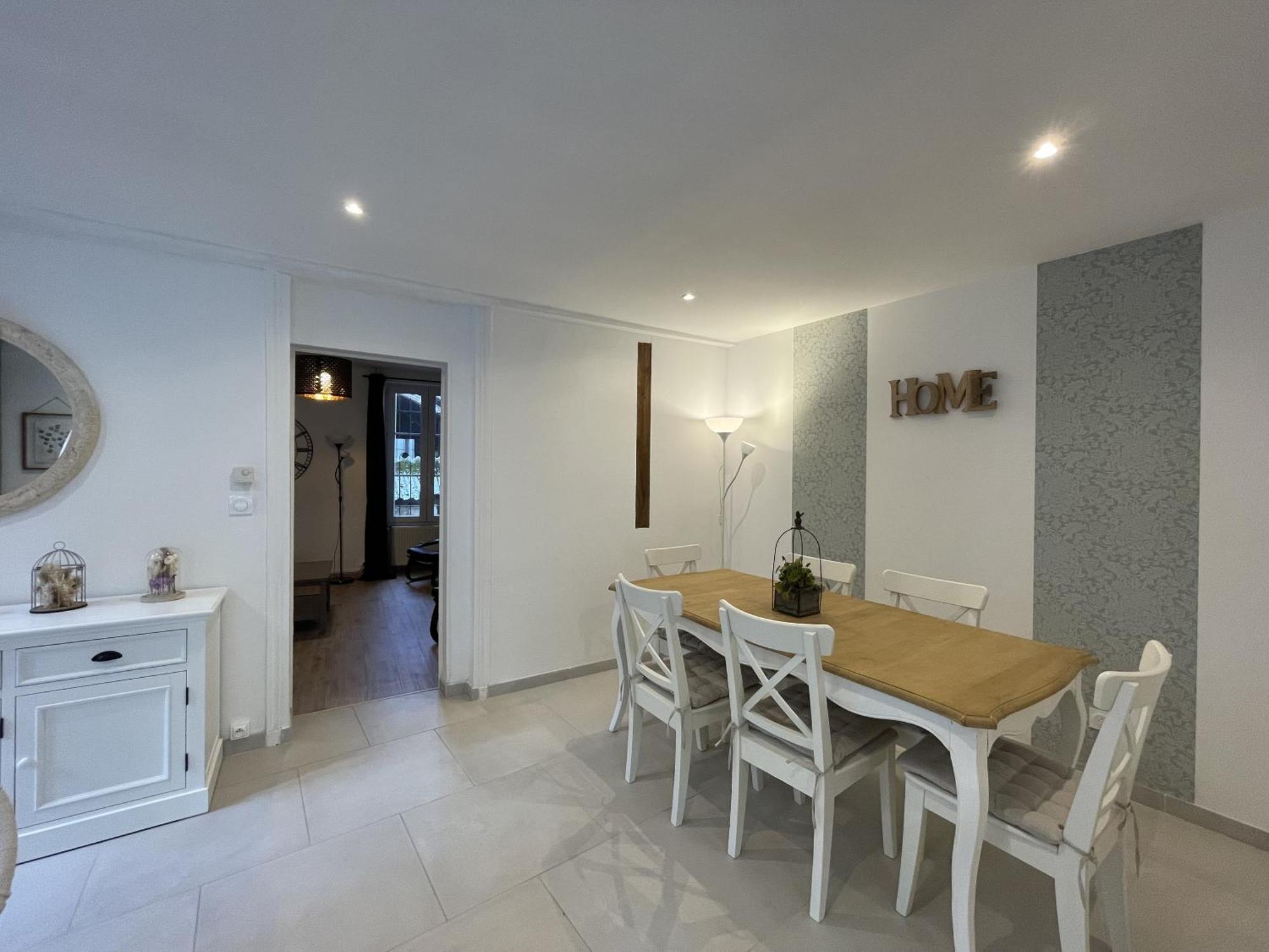 L'Authentique Apartment Chablis Exterior photo