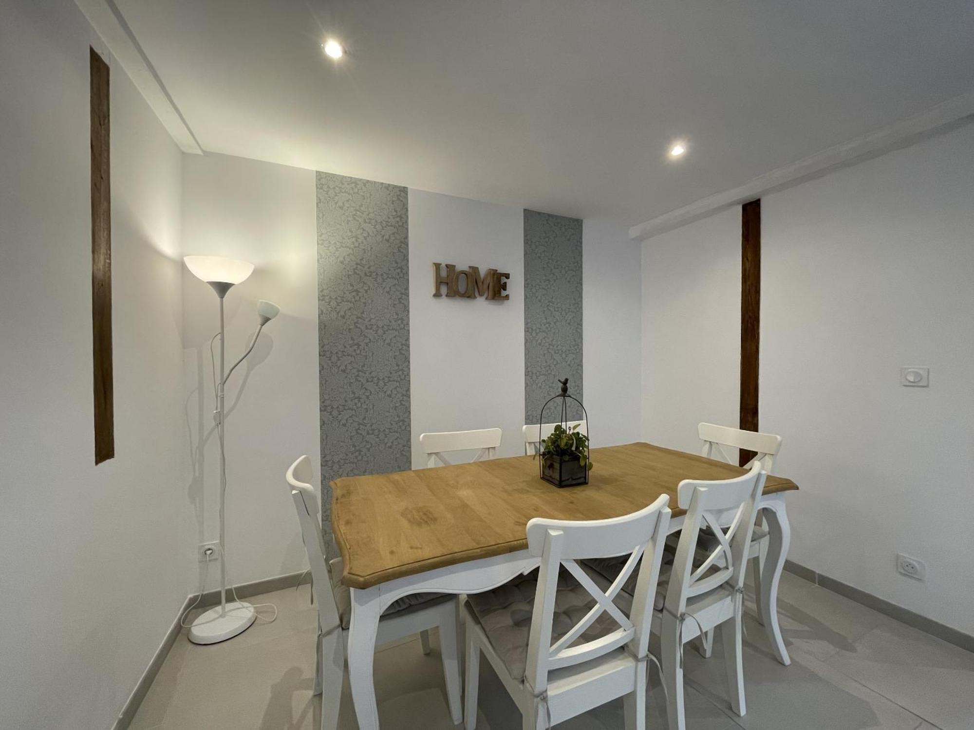 L'Authentique Apartment Chablis Exterior photo